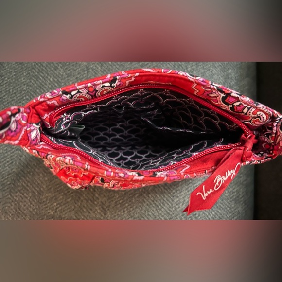 SOLD Adorable Vera Bradley cotton handbag in excellent condition. - Picture 6 of 7